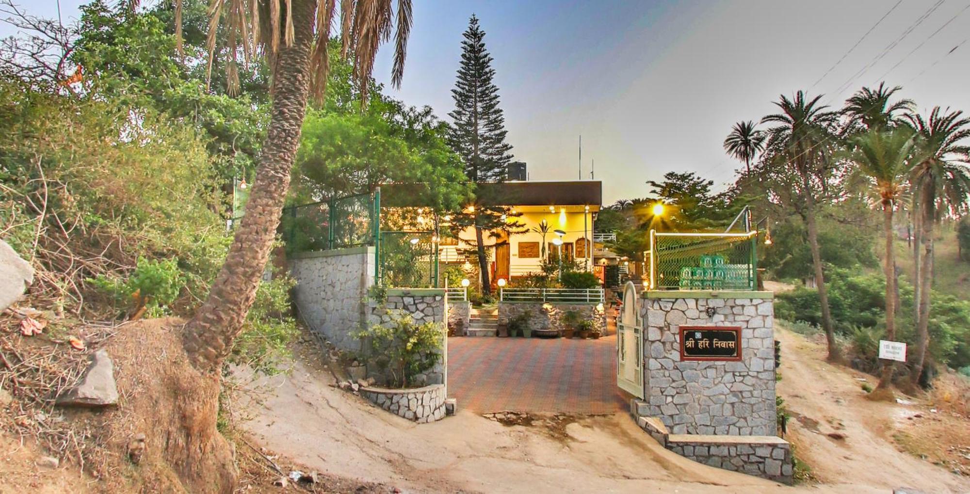 Hari Niwas - A Boutique Garden Resort Маунт-Абу Экстерьер фото
